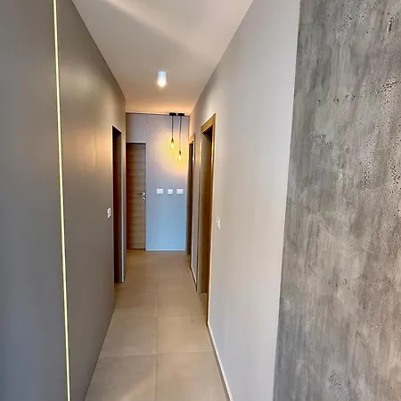 Ter Apartment